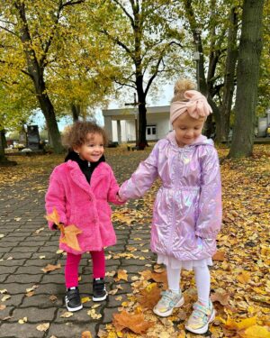 Daniela Nízlová Instagram - Dnes sme sa boli pomodlit za nasich starkych🙏🏻🕯️❤️ Chybate🫶🏼