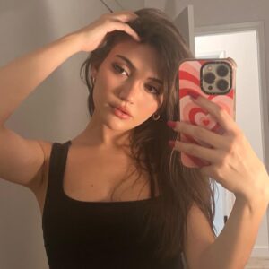 Daniela Nieves Instagram - heart case mirror selfies again jst to ask you to watch episode 9 of #VampireAcademy on @peacocktv