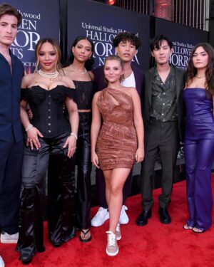 Daniela Nieves Instagram - thank you so much for having us @horrornights we had an absolute blast 🧛‍♀️