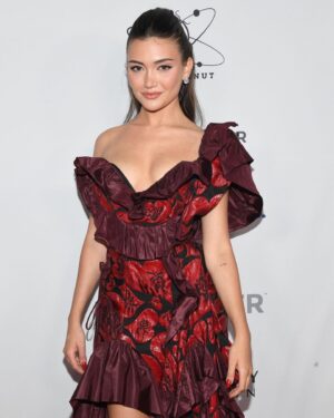 Daniela Nieves Instagram - Never posted outfit deets 🥹
Dress: Vivienne Westwood
Styled by: @katiebof 
Hair by: @sydroze 
Makeup: mee