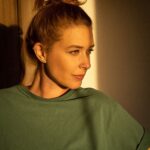 Daniela Paschoal Instagram - em folha em graça em vida em força em luz • • • @drialvesfoto e @eunadiareis