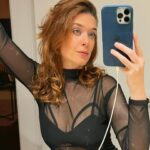 Daniela Paschoal Instagram - da série - espelho .