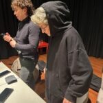 Daniela Ramírez Instagram - Preparando la conmemoración de los 50 años del golpe militar. Los esperamos para hacer una vez más y hasta siempre, memoria🫀 @hermanosibarraroa @museodelamemoria #corosciudadanos