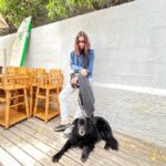 Daniela Ramírez Instagram - Playando con mi negra 🌱