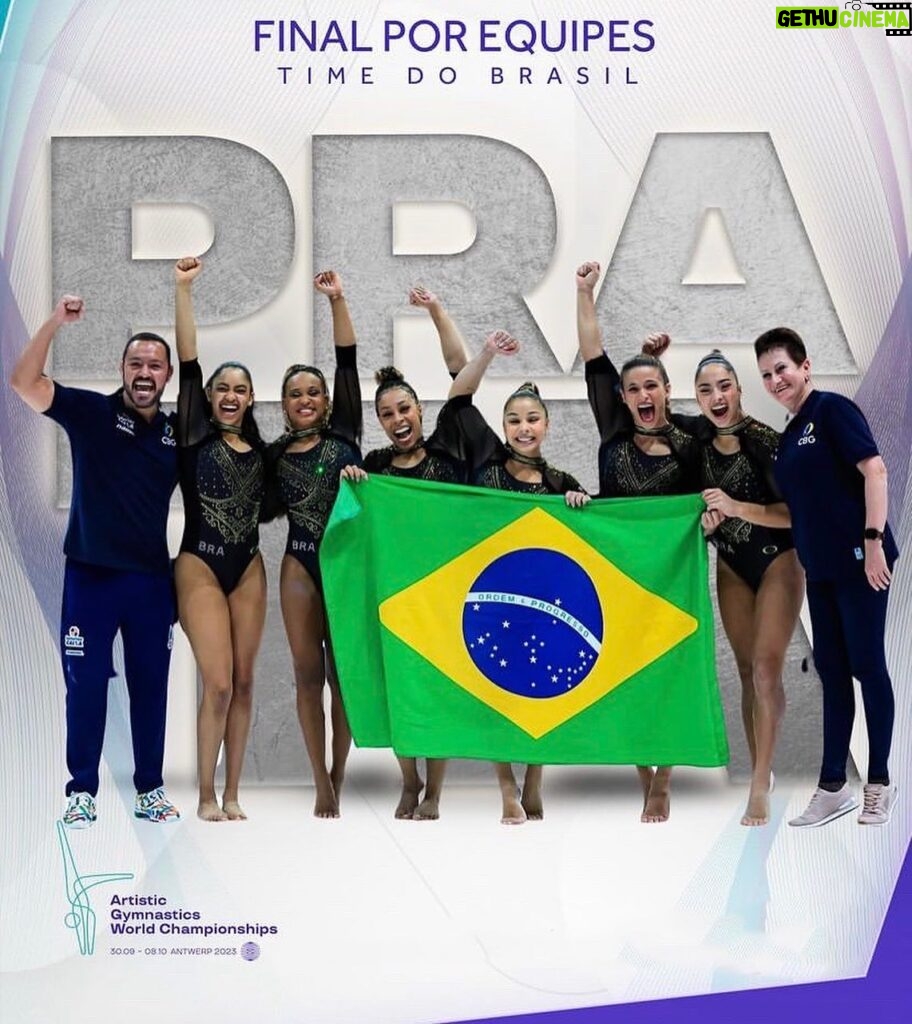 Daniele Hypólito Instagram - Orgulho 🇧🇷 Uma mistura de emoções ao ver o Brasil no pódio, parabéns Jade , Rebeca, Flávia, Lorraine , Julia e Caroline , parabéns a equipe técnica Francisco e Iryna , Parabéns a equipe multidisciplinar representada pelo Dr Rodrigo Sason , parabéns ao Flamengo e Cegin que dão estrutura para suas atletas, Parabéns ao comitê olímpico brasileiro por acreditar em seus atletas . Parabéns a todas as ginastas que fizeram e fazem parte da história da ginástica. E parabéns a confederação brasileira de ginástica por toda a luta para a ginástica estar nesse patamar. Brasilllllllllllllll @jade_barbosa @rebecarandrade @flavialopessaraiva @loloo_santos @juju_bsoares @carolynepedro @cbginastica @comiteolimpicobrasileiro @flamengo @ceginpr @timebrasil @timebrasil