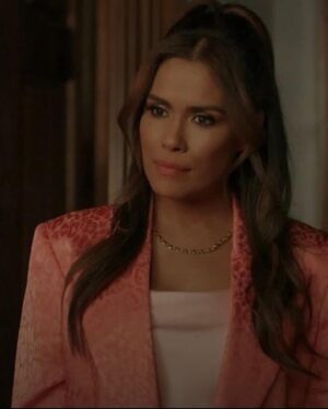 Daniella Alonso Instagram - It all goes down on tonight’s episode of Dynasty!💥💥Also...you are the best @kat__lim thank you for being the Rita to my Cristal and vice versa!🍇😂 (last pic is one of my favorite looks thanks to the amazingly talented @pdott416 💄and @akaann814 💇🏽‍♀️)