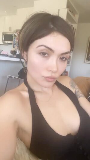 Daniella Pineda Thumbnail - 26.6K Likes - Top Liked Instagram Posts and Photos