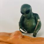 Daniella Pineda Instagram - “ET probe home.” • • Acrylic and clay. By me.