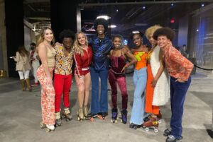 Danielle E. Hawkins Instagram - C͟L͟I͟P͟P͟E͟R͟S͟ H͟A͟L͟F͟T͟I͟M͟E͟ S͟H͟O͟W͟

Cast and Choreographed by ME. 🤯 I was blessed with the opportunity to put together a halftime performance for a Clippers game. Like what?!?!?! I absolutely had to have my #1 support/teacher/big bro @dee_upshaw on this, and this was a great way to give him his flowers 💐!! He is a living legend yall…you betta ask somebody. 

I love being able to call on my dependable & professional skaters/friends for fun opportunities like this and I love being able to bring a new recruit into the fold. @derrickpernell did not disappoint. My boy is hungry, energetic, & talented. We all had a great time performing for over 19,000 @laclippers fans.

Special thanks to @latricemichele & the @nba for having us and putting skating in a place to be seen live by so many.

🛼
@dee_upshaw 
@ohhsopreshous 
@derrickpernell 
@itsmshawkins2u 
@aisling.acuna 
@lsaiahlane 
@crystal.alysia 
@vchampayne 

#clippernation #rollerskate #disco #grooves #deeupshaw #daniellehawkins #derby #choreographer #lovelife #community #fun #blackexcellence #nba #skate #skatelife #tbt