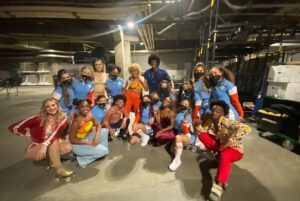 Danielle E. Hawkins Instagram - C͟L͟I͟P͟P͟E͟R͟S͟ H͟A͟L͟F͟T͟I͟M͟E͟ S͟H͟O͟W͟

Cast and Choreographed by ME. 🤯 I was blessed with the opportunity to put together a halftime performance for a Clippers game. Like what?!?!?! I absolutely had to have my #1 support/teacher/big bro @dee_upshaw on this, and this was a great way to give him his flowers 💐!! He is a living legend yall…you betta ask somebody. 

I love being able to call on my dependable & professional skaters/friends for fun opportunities like this and I love being able to bring a new recruit into the fold. @derrickpernell did not disappoint. My boy is hungry, energetic, & talented. We all had a great time performing for over 19,000 @laclippers fans.

Special thanks to @latricemichele & the @nba for having us and putting skating in a place to be seen live by so many.

🛼
@dee_upshaw 
@ohhsopreshous 
@derrickpernell 
@itsmshawkins2u 
@aisling.acuna 
@lsaiahlane 
@crystal.alysia 
@vchampayne 

#clippernation #rollerskate #disco #grooves #deeupshaw #daniellehawkins #derby #choreographer #lovelife #community #fun #blackexcellence #nba #skate #skatelife #tbt