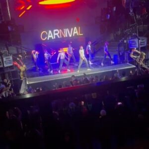 Danielle E. Hawkins Instagram - 𝔸𝔹𝕆𝕌𝕋 𝕃𝔸𝕊𝕋 ℕ𝕀𝔾ℍ𝕋.......

You never know where me and my pole might pop up. Had to hit the stage for my boy @didntinviteme even tho I got the call just a few #hrsandhrs before show time lol. And yes @munilong SHOWED UP and made the crowd go wild when she hit the stage with us. #FunTimes

#dance #poledance #aerialist #aerial #carnival #choreographerscarnival #thederbydiaries #dirtyderby #polefitness #legs #melaninmagic #blackgirlspole #melaninqueen #melaninmagic #legs #heels #wce 

👙 @cosmopole.shop
