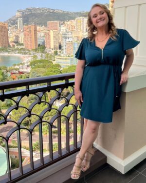 Danielle Macdonald Instagram - Aaand the looks for @festivaltvmonte_carlo 

Styled by @gaellepaul 

Thank you 
@melissamercedesofficial for the 🔥 suit
 & 
@mimineag for the 💙 dress 

Jewles @gabrielandco 

Make Up @sonia._detrez