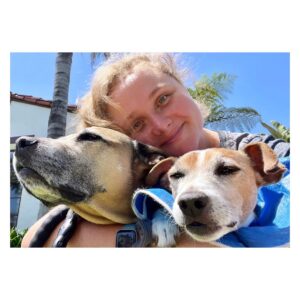 Danielle Macdonald Instagram - Just a lady and her pups
