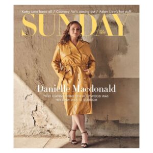 Danielle Macdonald Instagram - Thank you @sundaylifeau 💕

- - - >

📸: @higgsy_photography 
Styling: @gaellepaul 
Hair: @drta___ 
Make up: @courthart1