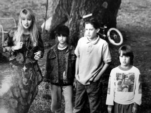 Danielle Harris Instagram - The BEST. I can watch this movie a million times! #babysitterssuck #donttellmomthebabysittersdead #imrightontopofthatrose