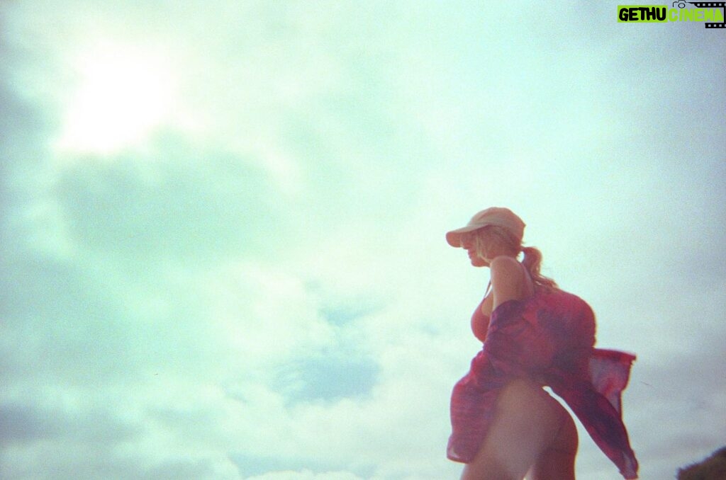 Danielle Mathers Instagram - “Don’t promise to live forever… promise to forever live while you’re alive.” @atticuspoetry • • 📸 #cinestill #kodak #film #35mm #beachdaze #sunchasers #silk #grateful #tuesday #tease