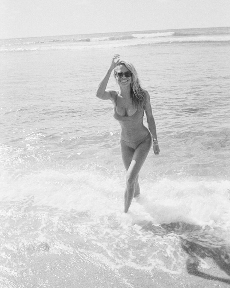 Danielle Mathers Instagram - Cinestill… it just hits different 📸 • • • • #cinestill800t #film #35mm #memories #secretspot #blackandwhite #bandw #sandiego #photooftheday #photography #beachbum #home