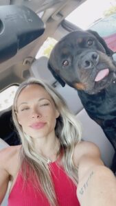 Danielle Mathers Instagram - Her smile is contagious 😏 I just adore this peanut 🥜