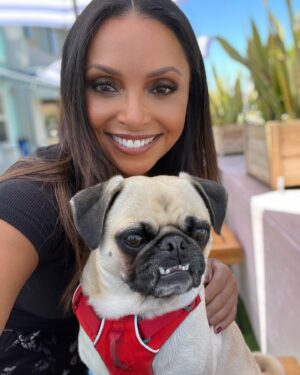 Danielle Nicolet Instagram - Summer smiles all around…😎