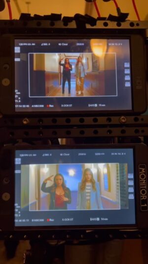 Danielle Nicolet Instagram - The snickering you hear is my husband LOVING the fact that he pushed the button that foamed us! 🤣 #BTS The Flash episode 906