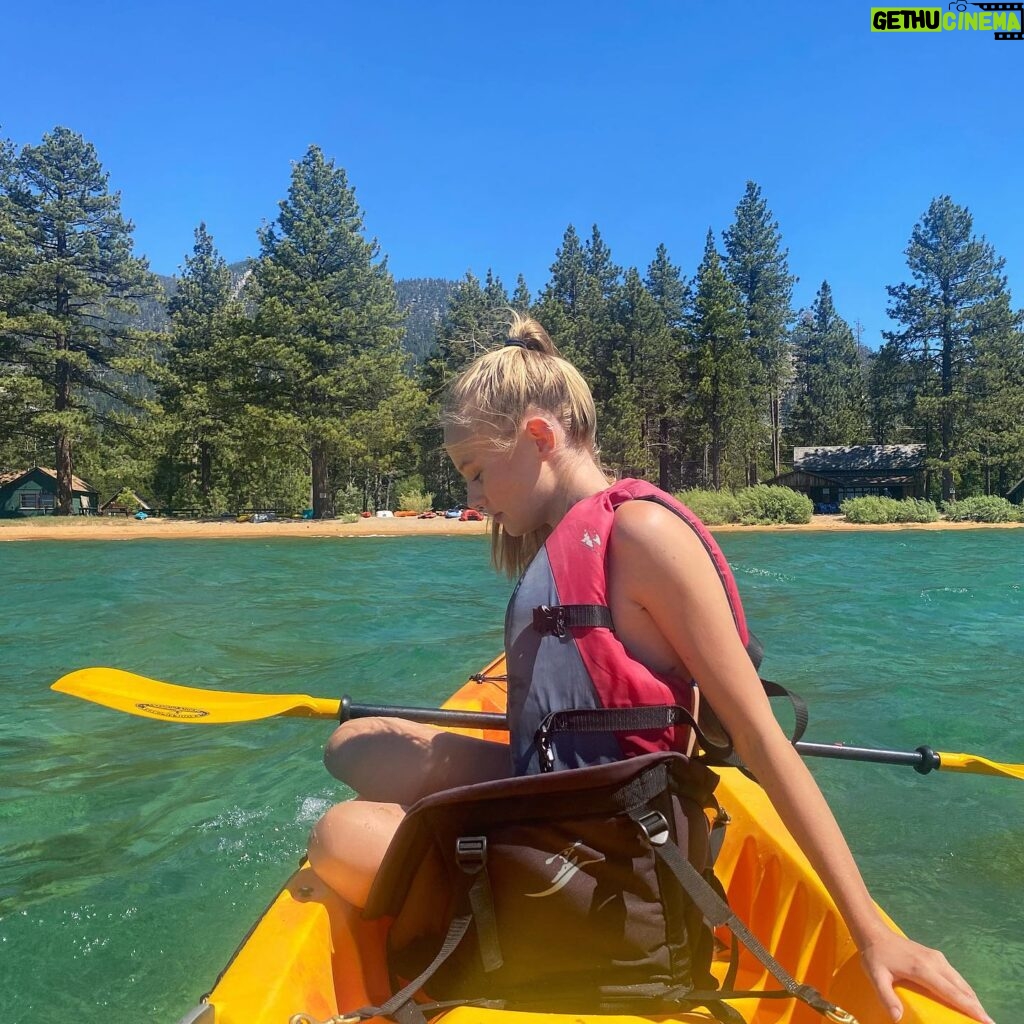 Danika Yarosh Instagram - ✨🏕🛶💛