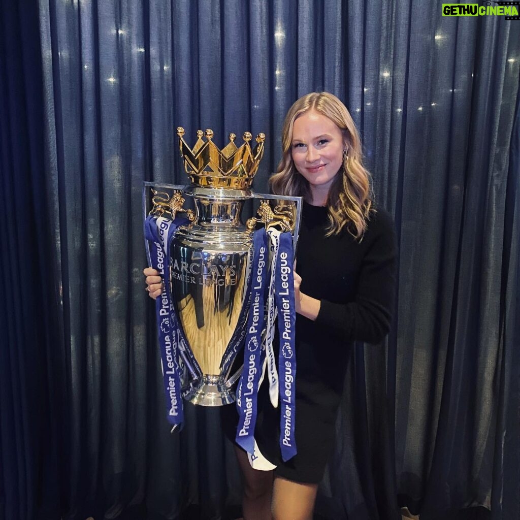 Danika Yarosh Instagram - a little latergram content from this weekend for you 🏆⚽️ thank you @chelseafc!!! 💙 #chelseafc
