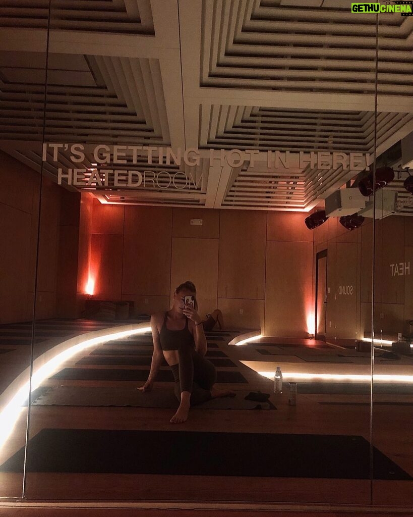 Danika Yarosh Instagram - story saw it first! prioritizing self-care and self-love in 2023 ✨🧘🏼‍♀️