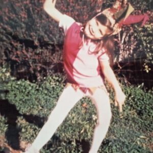 Actress Daphne Zuniga HD Instagram Photos and Wallpapers October 2023