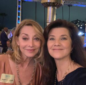 Daphne Zuniga Instagram - A great night at Heal The Bay! Sharon Lawrence who’s on the Board invited us to celebrate the amazing work Heal the Bay does for LA water quality and coastal marine preservation, since 1985. Loved hanging w Melissa & Georgie of @asenseofhomeorg , @actuallystevenweber and @teachbylks! And I was thrilled to see my favorite water Flowater on the premises, keeping millions of plastic bottles out of the oceans, with amazing tasting water!!💦 #bringbackthebeach #healthebay #ohwhatanight