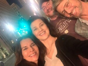 Daphne Zuniga Instagram - Hanging out downtown Pittsburgh PA w this amazing posse! Last day at Steel City con today. #patriciavelasquez #grantshow #pittsburgh #steelcitycon