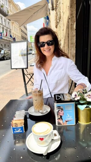 Daphne Zuniga Instagram - 