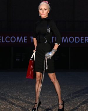 Daphne Guinness Instagram - @gucci 
Post apocalyptic romance.
#GucciCruise25 #GucciLondra