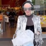 Daphne Guinness Instagram - Alien superstar 👽