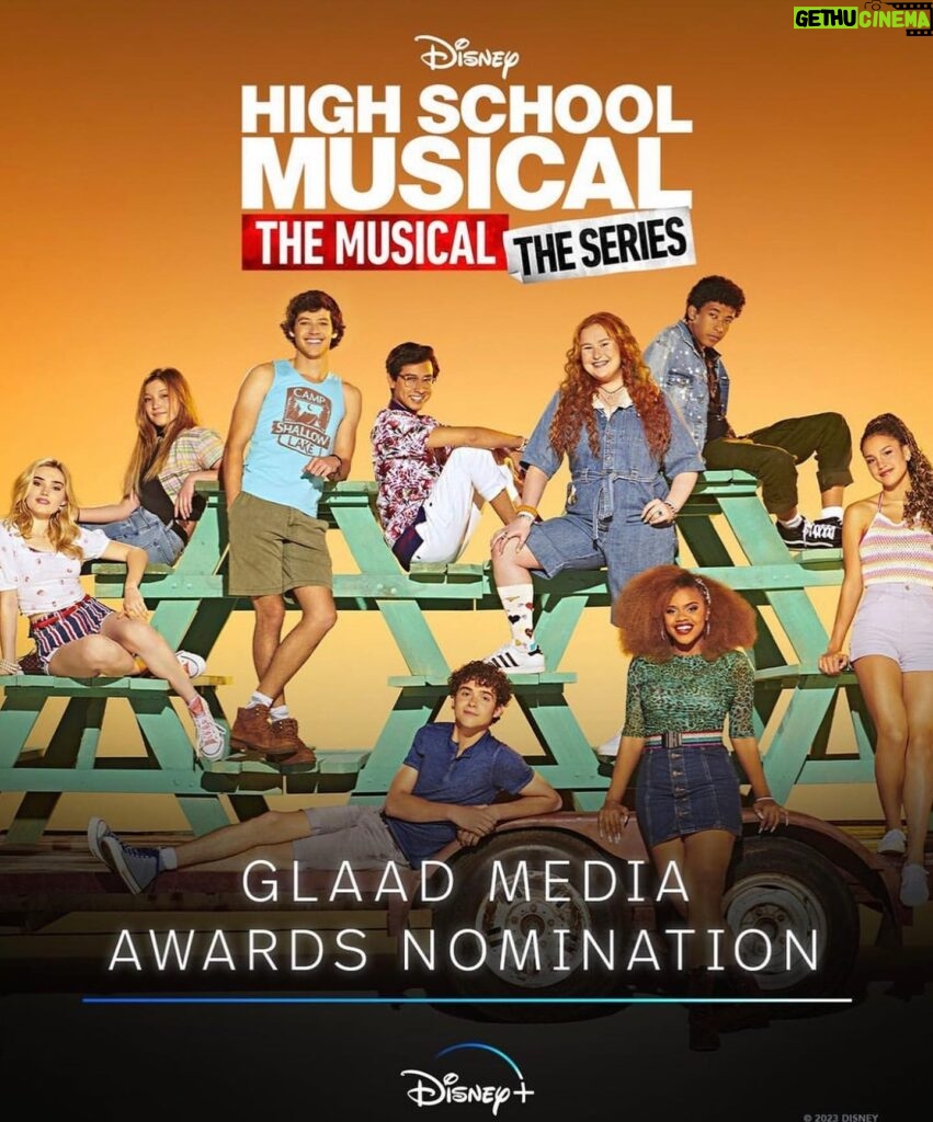 Dara Reneé Instagram - Look at my beautiful family!! Beyond grateful to be nominated!! And know I’m late posting this yall but I really wanted to say how grateful I am to be a part of such a brilliant project🥹🫶🏾🪐💛 Thank you @timfederle for letting me be apart of the magic!!💛🥹👑 #hsmtmts