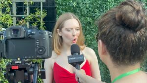 Darcy Rose Byrnes Instagram - On this episode of ‘what is she doing with her face??’
