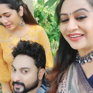 Darshana Das Instagram - New year first shoot....first shot....thank god🙏🙏🙏
Beutiful ornaments @ishhaara