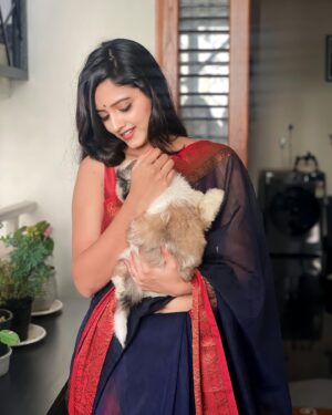 Darshini Gowda Instagram - My hope✨

PC ; @rajeshwarimurthy01 amma🤍