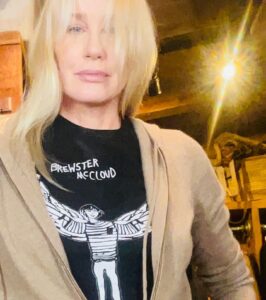 Actress Daryl Hannah HD Instagram Photos and Wallpapers May 2023