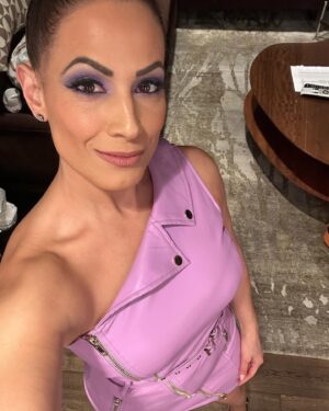 Dasha Kuret Gonzalez Instagram - Mad because I’ve already got what you so desperately want. 😏😉 

I hope y’all enjoyed #AEWCollision and #AEWRampage tonight live from #LA 

We will see you again tomorrow night live on #PPV for #AEWFullGear 

#Wrestling #AEW #MasDasha