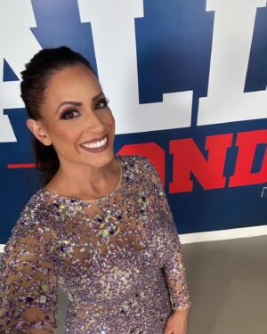Dasha Kuret Gonzalez Instagram - I just can’t get over this absolutely gorgeous look by @aewglam @marandanrenea for @aew #allin in #london #england this past Sunday!!! She truly knocked it out of the park and I’m still on cloud nine. What an experience. #AEW #Wrestling #MasDasha