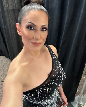 Dasha Kuret Gonzalez Instagram - Oh what a night!!!! #AEWRevolution last night live from #Greensboro #NC was such an incredible experience!!! If you didn’t get to check it out, watch it on repeat!!! #AEW #Announcer #MasDasha #StingsLastMatch was most definitely one for the record books! 

💄: @aewglam @dearadneris 
💁🏽‍♀️: @mamasal10