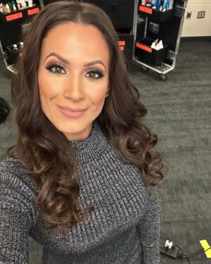 Dasha Kuret Gonzalez Instagram - It’s almost time to collide!!! Who’s ready for #AEWCollision tonight???? We’ve got a great show in store tonight live from #Toledo #OH 😃🤗💃🏽🥳💃🏽🥳💃🏽🥳💃🏽 Who are you excited to see??? Also what color boots do you think I have on 😉😏 You know I love me a good thigh high!!! Let me know below!!! ⬇️ 

#AEW #Announcer #Wrestling #LetsGo #MasDasha @aewglam 💄 @mamasal10 💁🏽‍♀️ @dearadneris