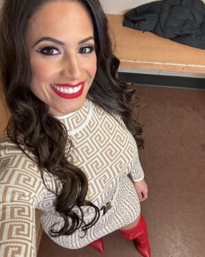 Dasha Kuret Gonzalez Instagram - It’s Saturday!!! Who’s ready to collide??? #AEWCollision is live on #TNT on less then 10 min!!! See y’all soon!!!

💄: @aewglam @joannadeemakeup