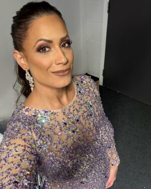 Dasha Kuret Gonzalez Instagram - I just can’t get over this absolutely gorgeous look by @aewglam @marandanrenea for @aew #allin in #london #england this past Sunday!!! She truly knocked it out of the park and I’m still on cloud nine. What an experience. #AEW #Wrestling #MasDasha