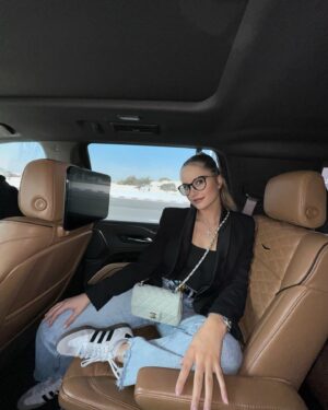 Davina Geiss Instagram - unbothered