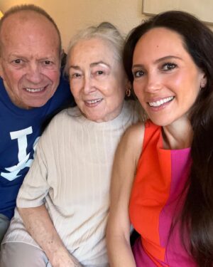 Davina Portratz Instagram - Grateful I was able to celebrate my moms birthday with her on 8/17 and spend some time with my parents in Germany! I love them very much ❤️🎉🇩🇪