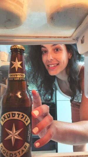 Dawn Lanny-Gabay Instagram - טוויסט מפתיע בעלילה, חכו לזה..😎

אזהרה: צריכה מופרזת של אלכוהול מסכנת חיים ומזיקה לבריאות.

בשיתוף ממומן עם @goldstar_beer_il