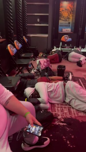 Dawn Staley Instagram - @gamecockwbb Get your mats ready….you don’t have sleep but you have to do have lie down. #daycareduty 🤣🤣🤣 I LOVE THEM!