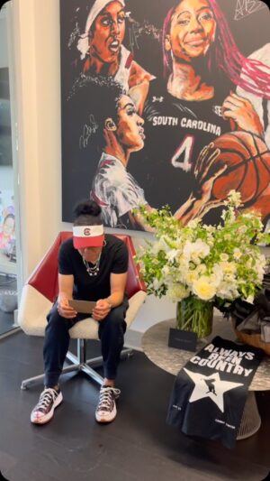 Dawn Staley Instagram - LOVE ON TOP!! @beyonce