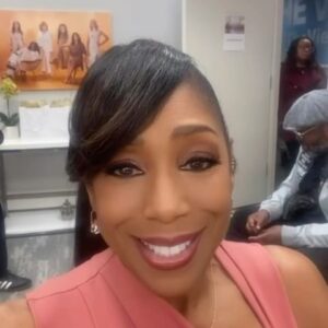 Dawnn Lewis Instagram - Tune in to watch the A Different World cast on @TheViewABC at 11AM EST!
 
Makeup: @jonesforbeauty 

@adwtourexp 
@therealdebbieallen 
@iamjasmineguy 
@iamcreesummer 
@darrylmbell 
@kadeemhardison 
@whoopigoldberg 
@joyvbehar 
@sarahaines 
@ananavarofl

#EnjoyTheView #TheView #ABCNetwork #ADWTour #ADifferentWorldTour #ADifferentWorld #SupportHBCUs #HBCUTour #HBCU #HBCUsMatter #DawnnLewis #ADWReunion
